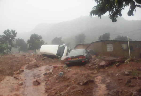 Mozambique destruction cyclone