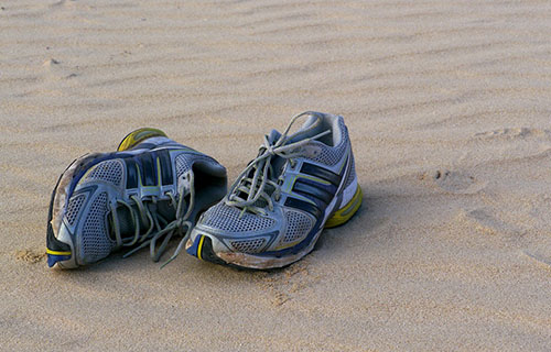 Hajj Tip 4: Sport shoes